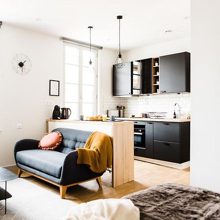 L'Audacieux Studio Lumineux Renove Et Equipe En Centre Ville Фонтене-ле-Конт Екстер'єр фото