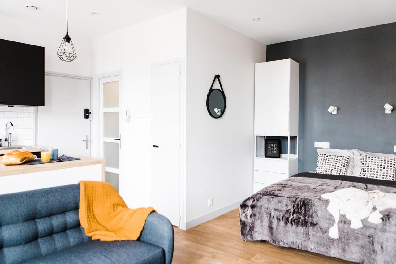 L'Audacieux Studio Lumineux Renove Et Equipe En Centre Ville Фонтене-ле-Конт Екстер'єр фото